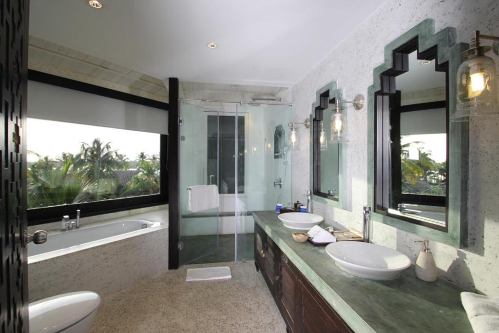 Plumeria Lake Resort & Spa Vayalār Exteriör bild