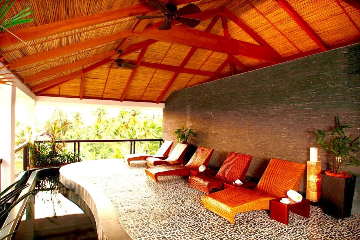Plumeria Lake Resort & Spa Vayalār Exteriör bild
