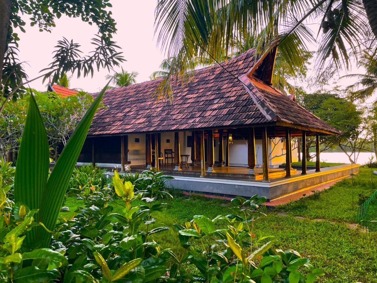 Plumeria Lake Resort & Spa Vayalār Exteriör bild