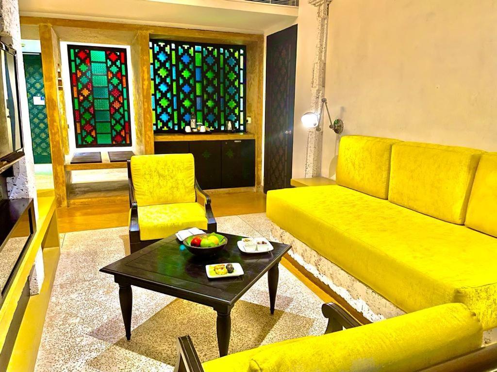Plumeria Lake Resort & Spa Vayalār Exteriör bild